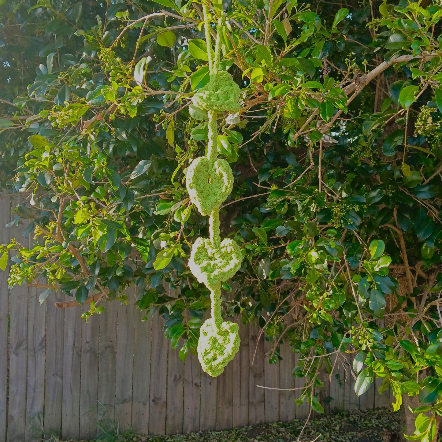 Green Vine Leaf Garlands